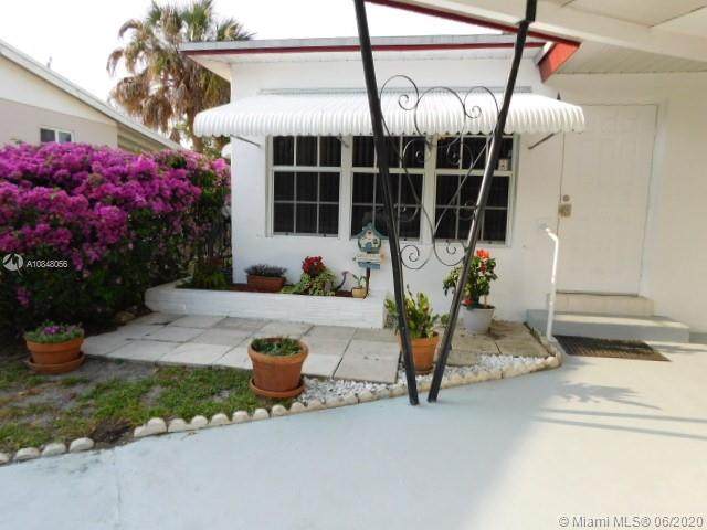 6961 10th Ct - Photo 1