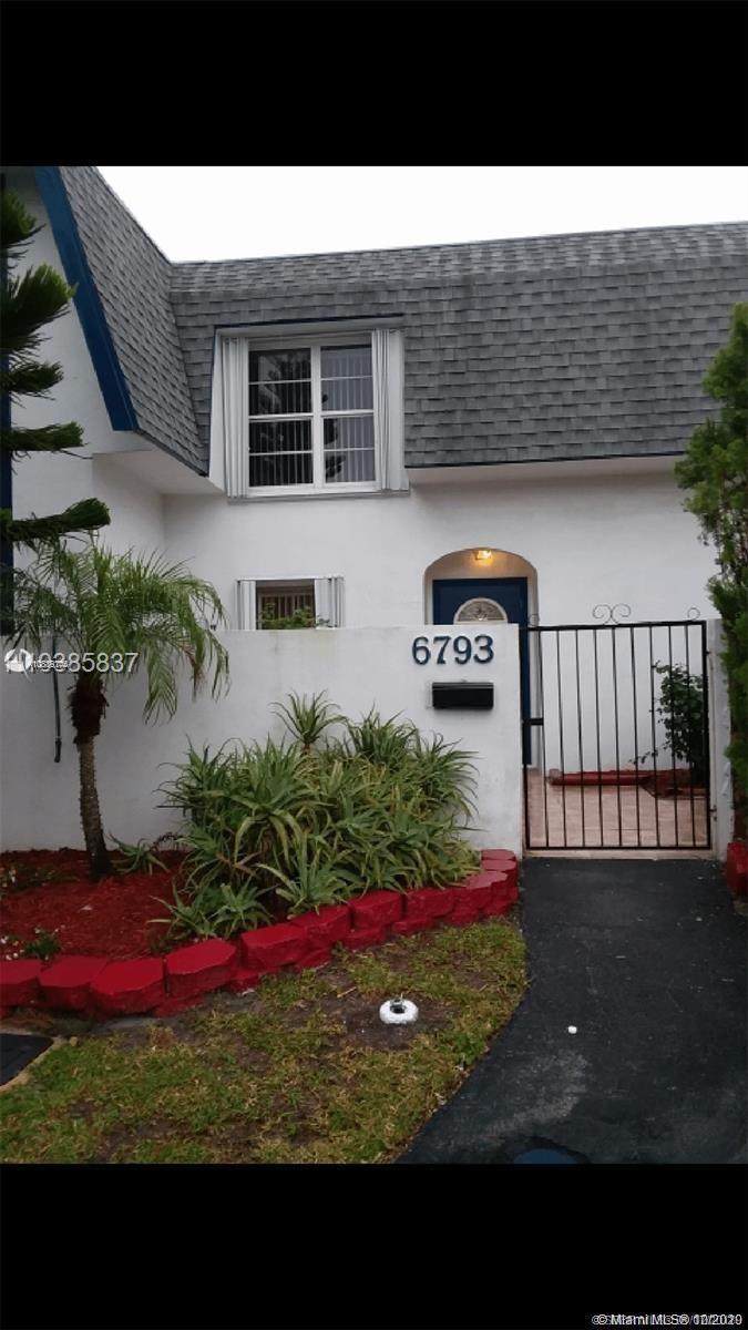 6793 40th St - Photo 1