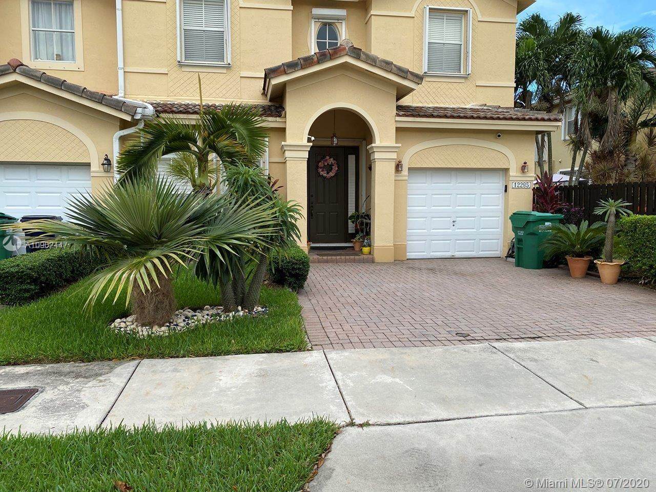 12285 123rd Ave - Photo 1