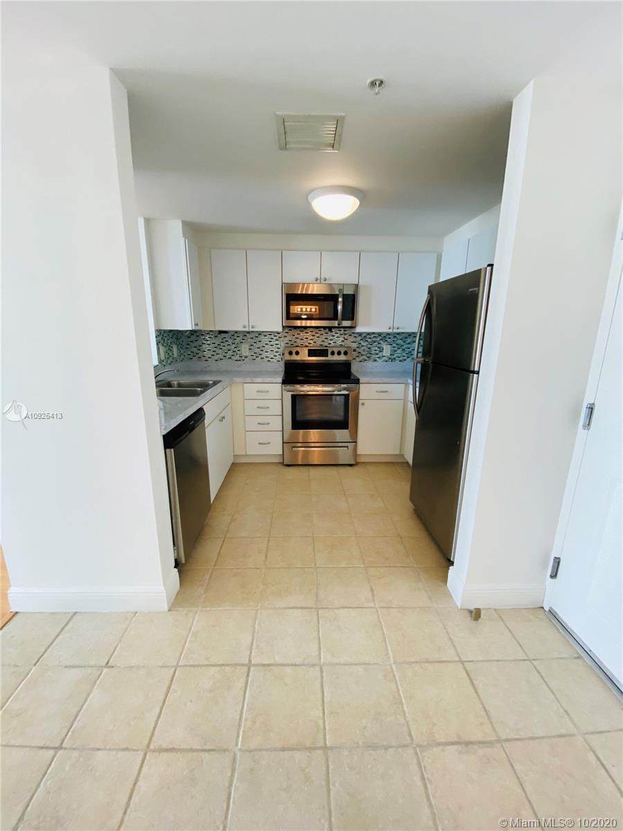 1250 Miami Ave - Photo 1