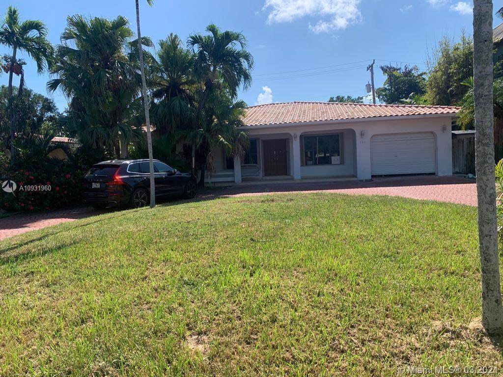 131 Harbor Dr - Photo 1