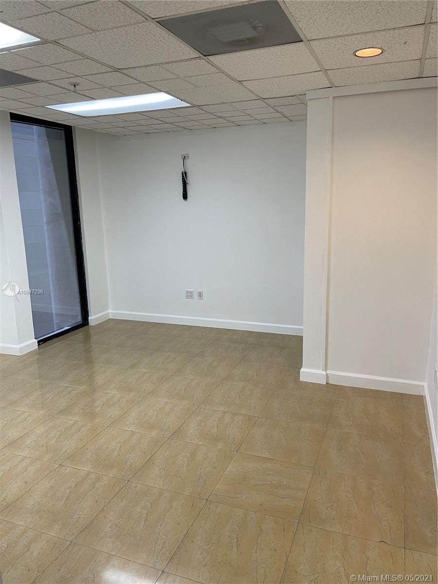 1110 Brickell Av - Photo 1