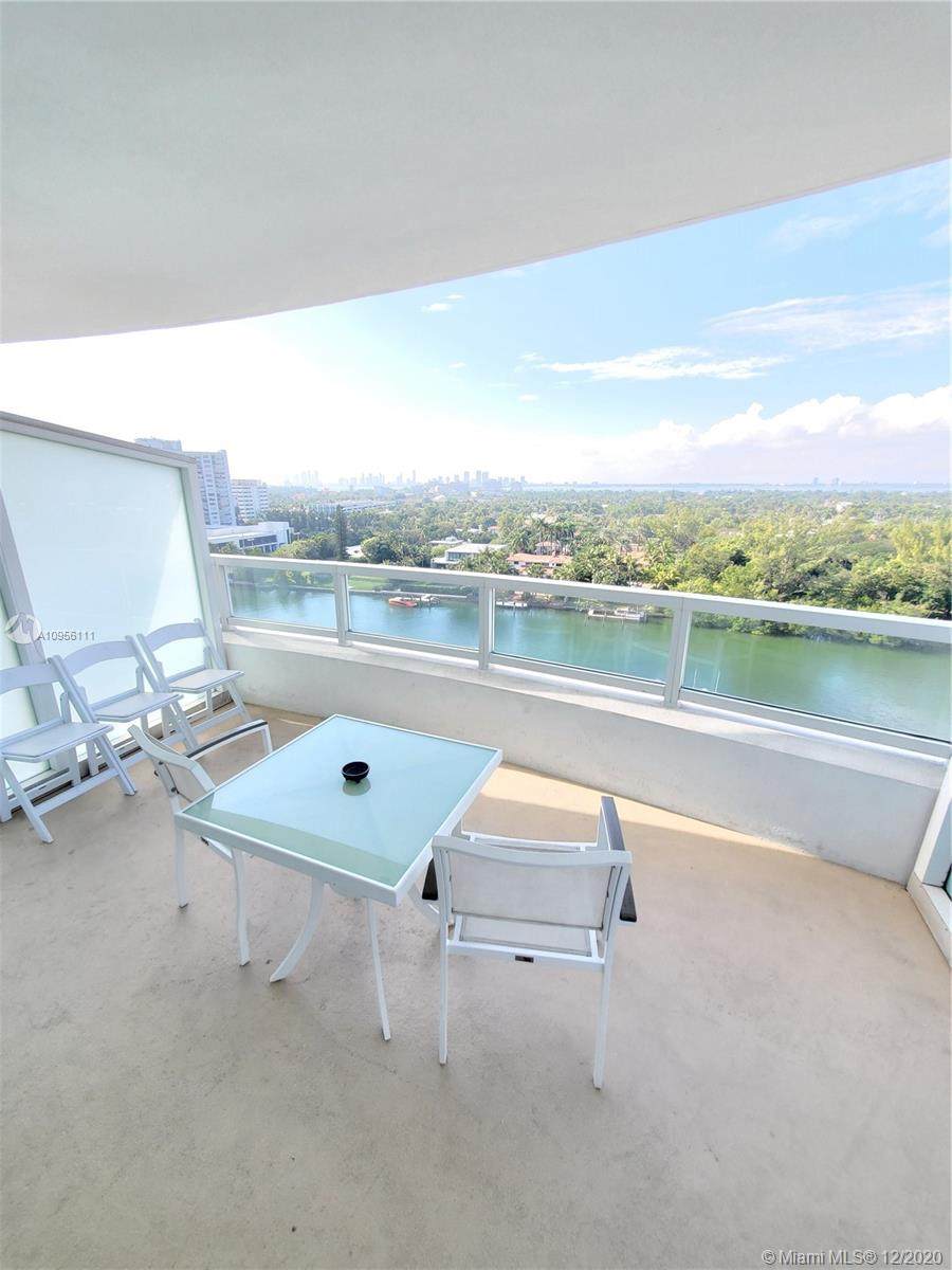 4401 Collins Ave - Photo 1
