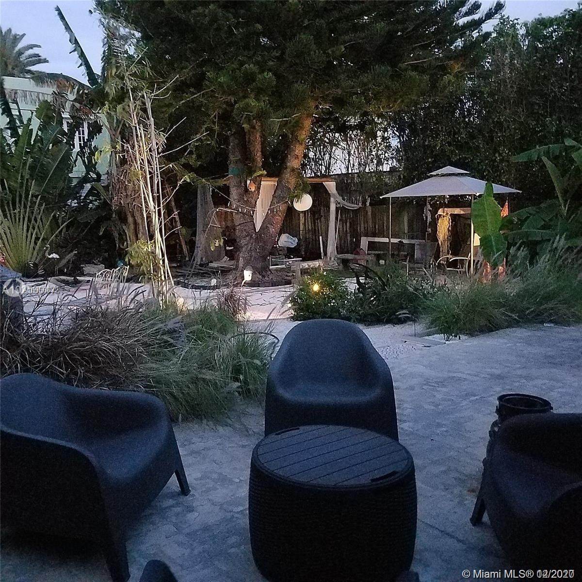 3425 Garden Ave - Photo 1