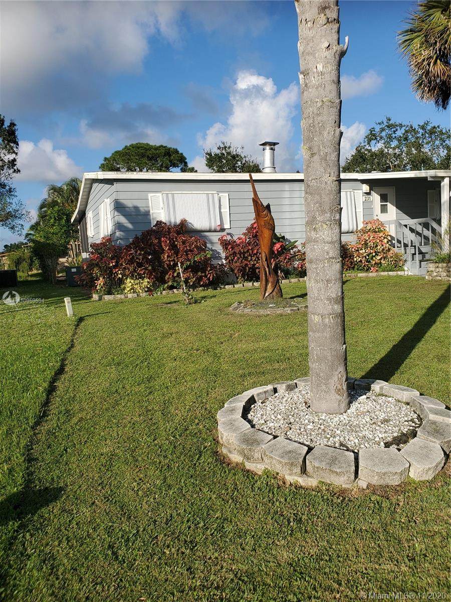 231 Paradise Pl - Photo 1