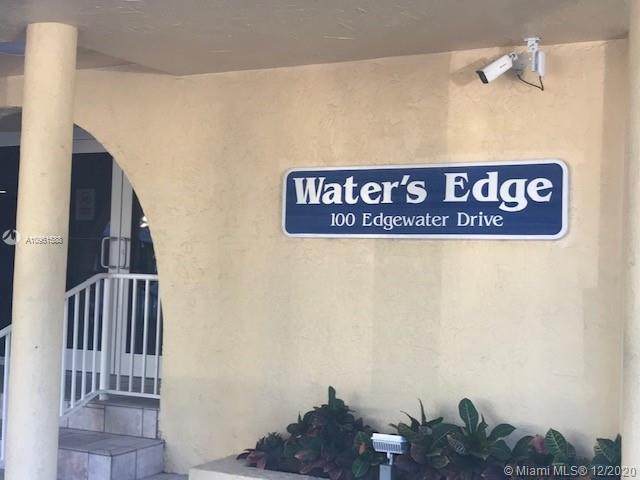 100 Edgewater Dr - Photo 1