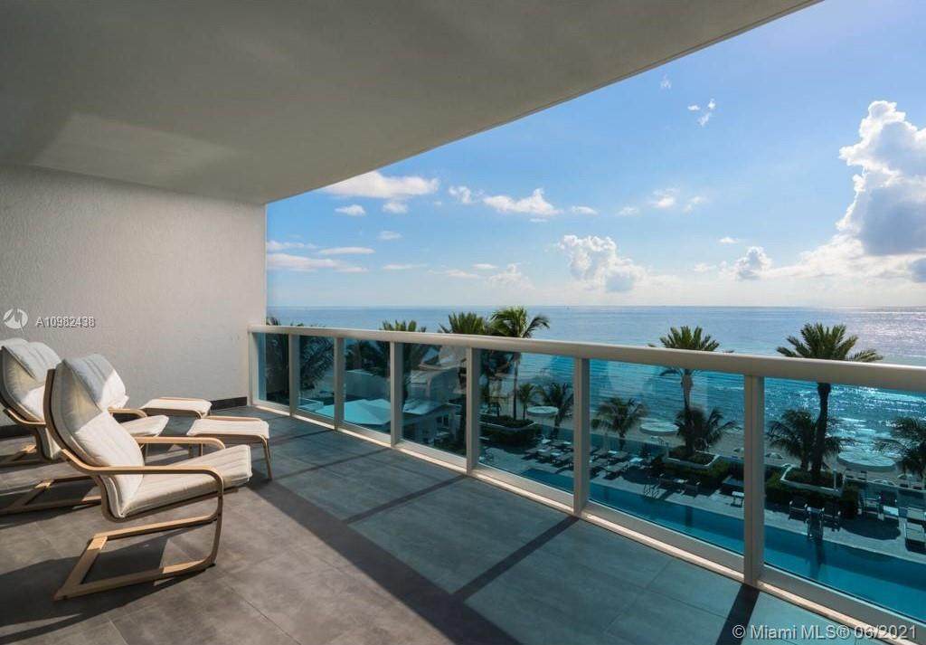 2711 Ocean Dr - Photo 1