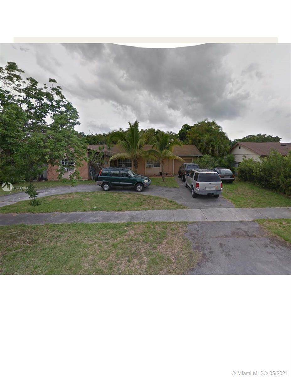 6624 148th Pl - Photo 1