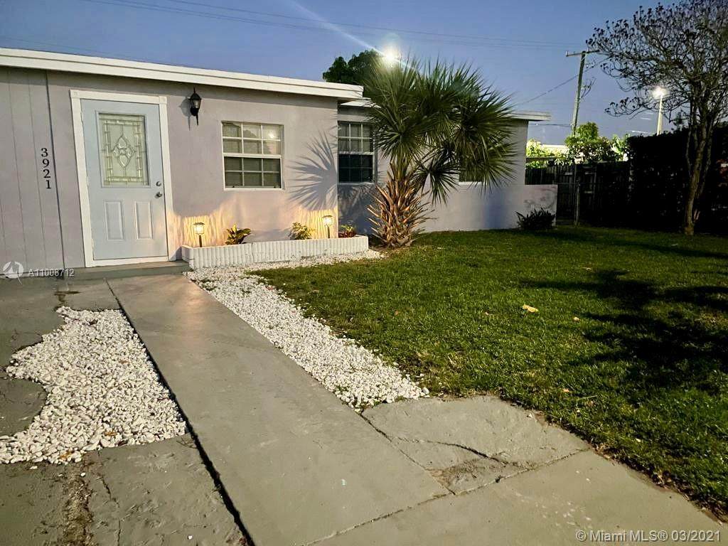 3921 42nd Ave - Photo 1