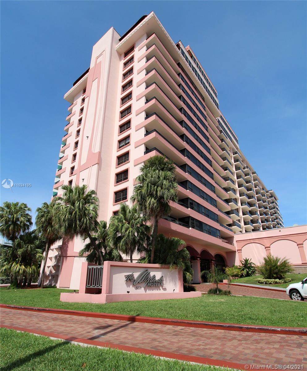 5225 Collins Ave - Photo 1