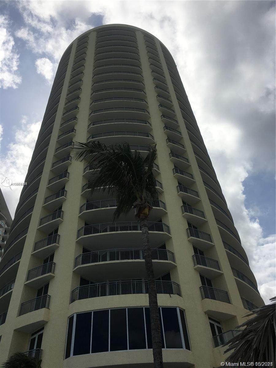 17375 Collins Ave - Photo 1