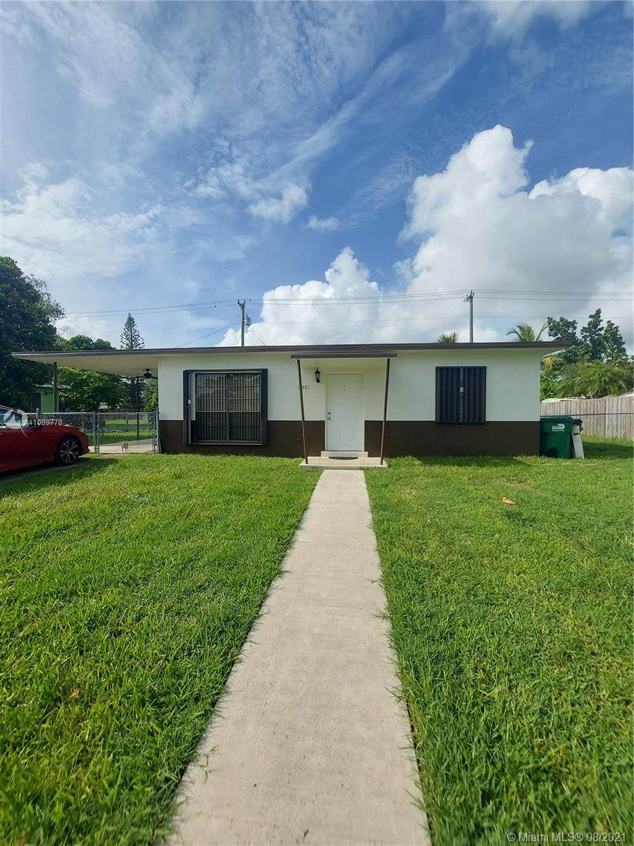 14881 296th St - Photo 1