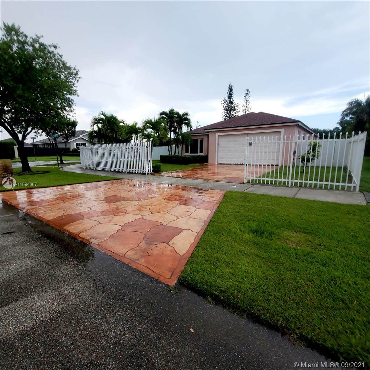 30821 192nd Ave - Photo 1