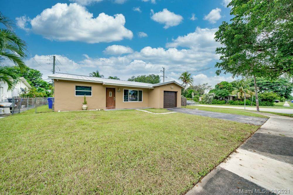 6390 Sherman Street - Photo 1