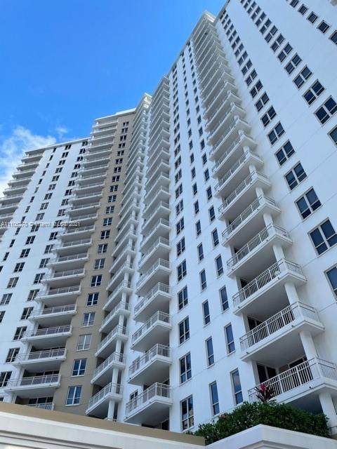 701 Brickell Key Blvd - Photo 1