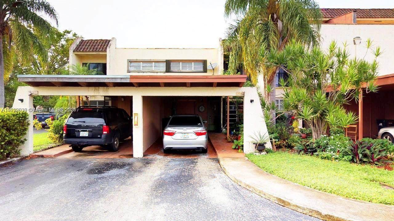 6502 Kendale Lakes Dr - Photo 1