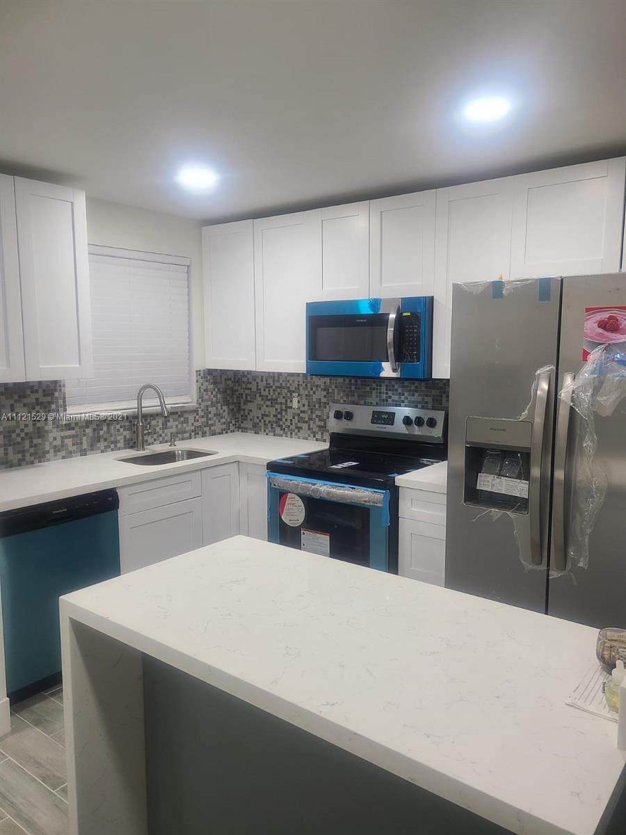 8400 Sunrise Lakes Blvd - Photo 1