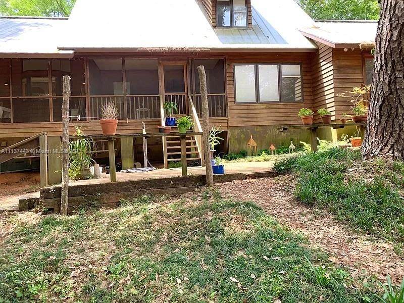9548 Oak Hollow Trl - Photo 1