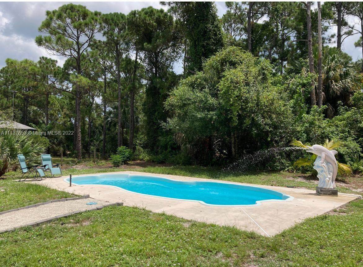 5712 Buchanan Dr - Photo 1