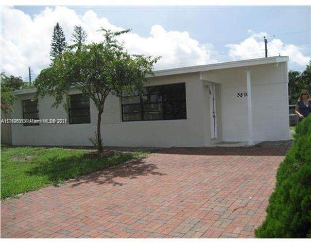 5810 38th Ct - Photo 1