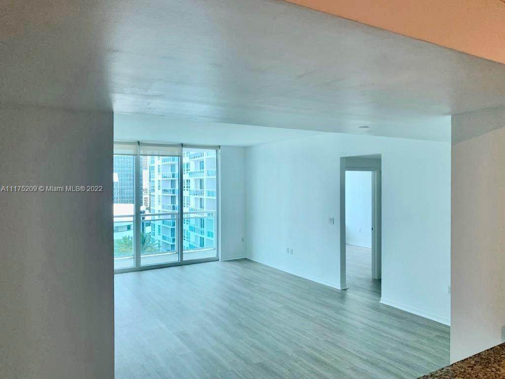 950 Brickell Bay Dr - Photo 1