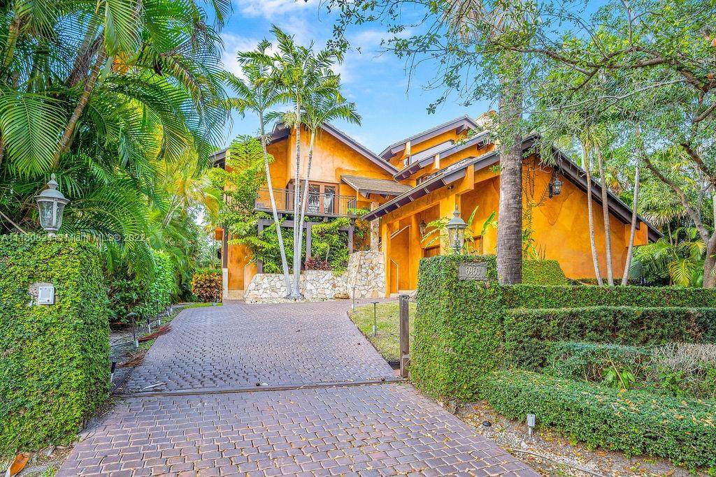 6960 Mira Flores Ave - Photo 1