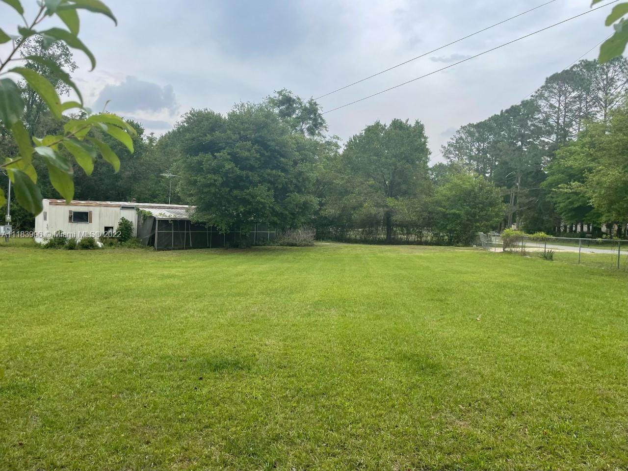 838 Johns Ave - Photo 1