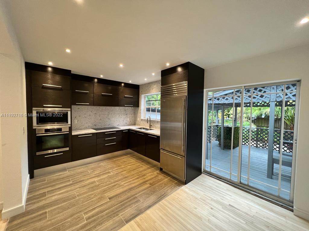 3350 1st Ave - Photo 1