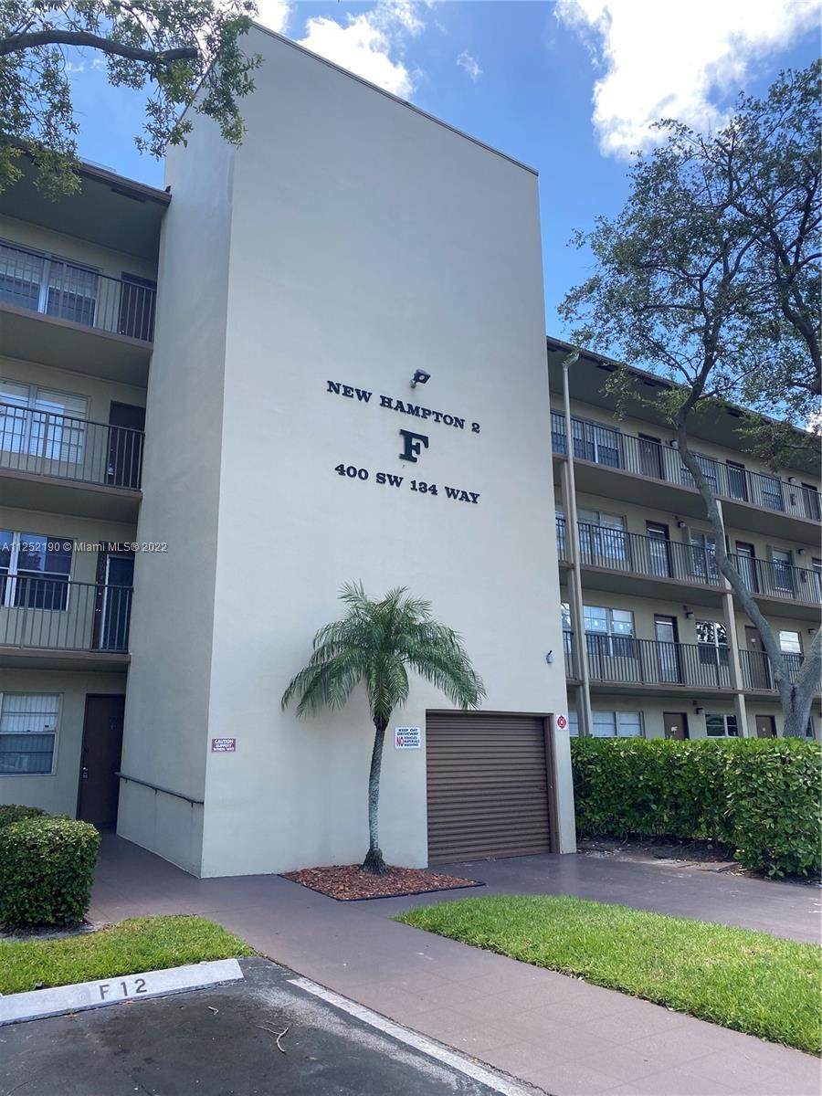 400 134th Way - Photo 1