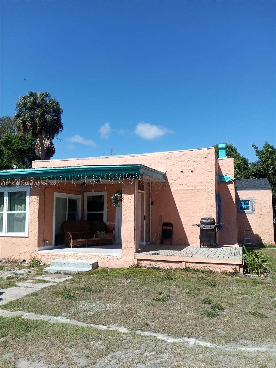 2405 Sunrise Blvd - Photo 1
