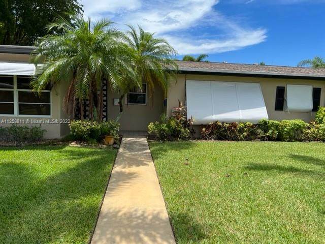 1042 North Dr - Photo 1