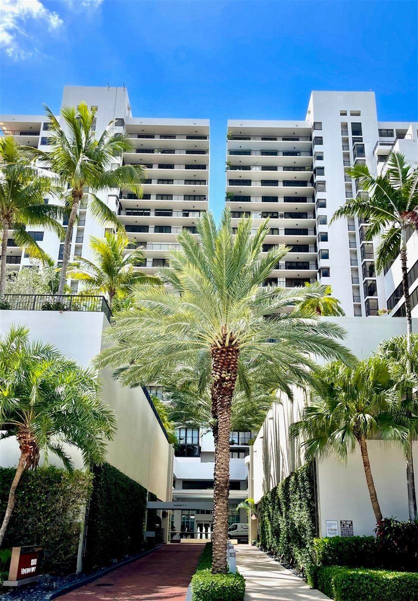 1000 Venetian Way - Photo 1