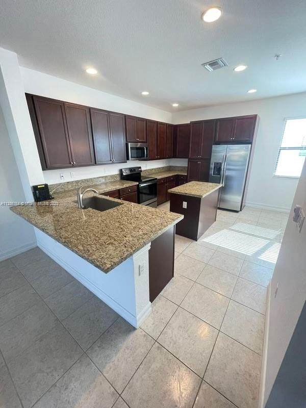 11756 13th Ct - Photo 1