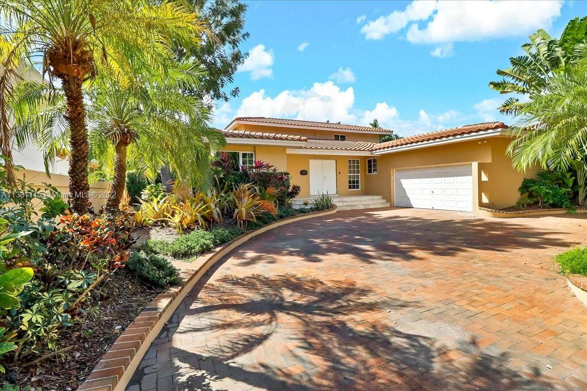 40 Shore Dr N - Photo 1