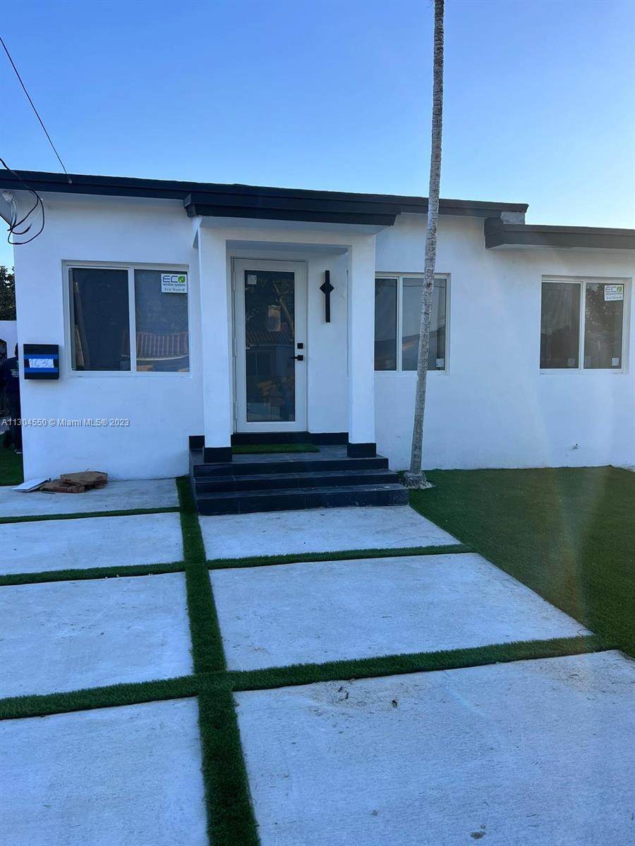 1630 20th St - Photo 1