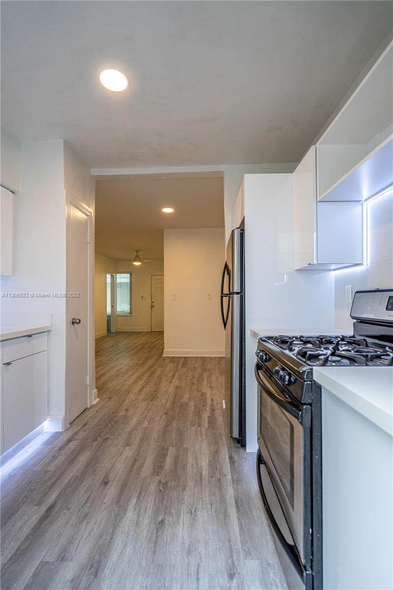 7325 Carlyle Ave - Photo 1
