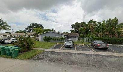 5310 17th Ct - Photo 1