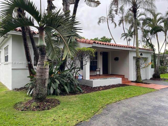 600 Alminar Ave - Photo 1