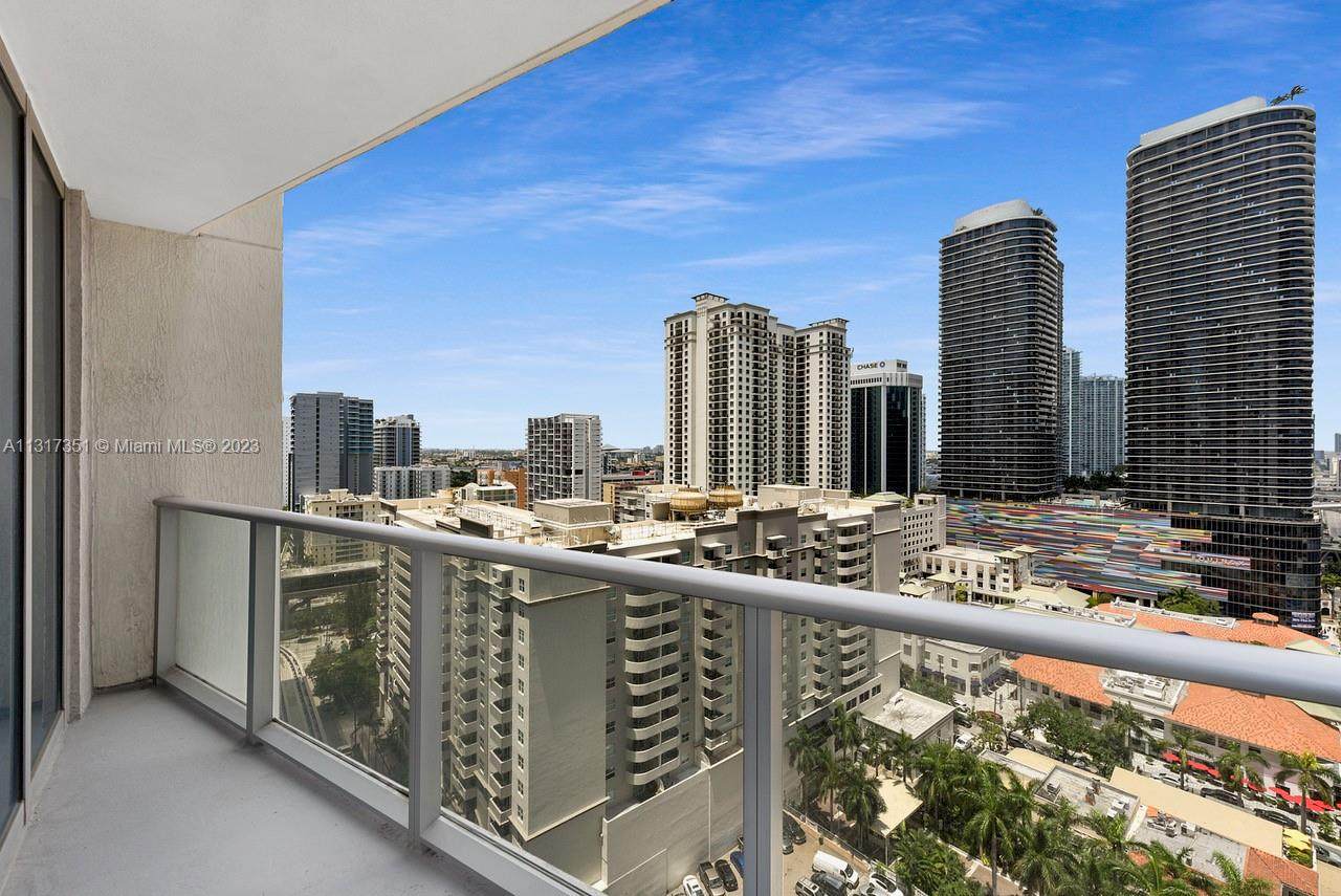 1100 Miami Ave - Photo 1