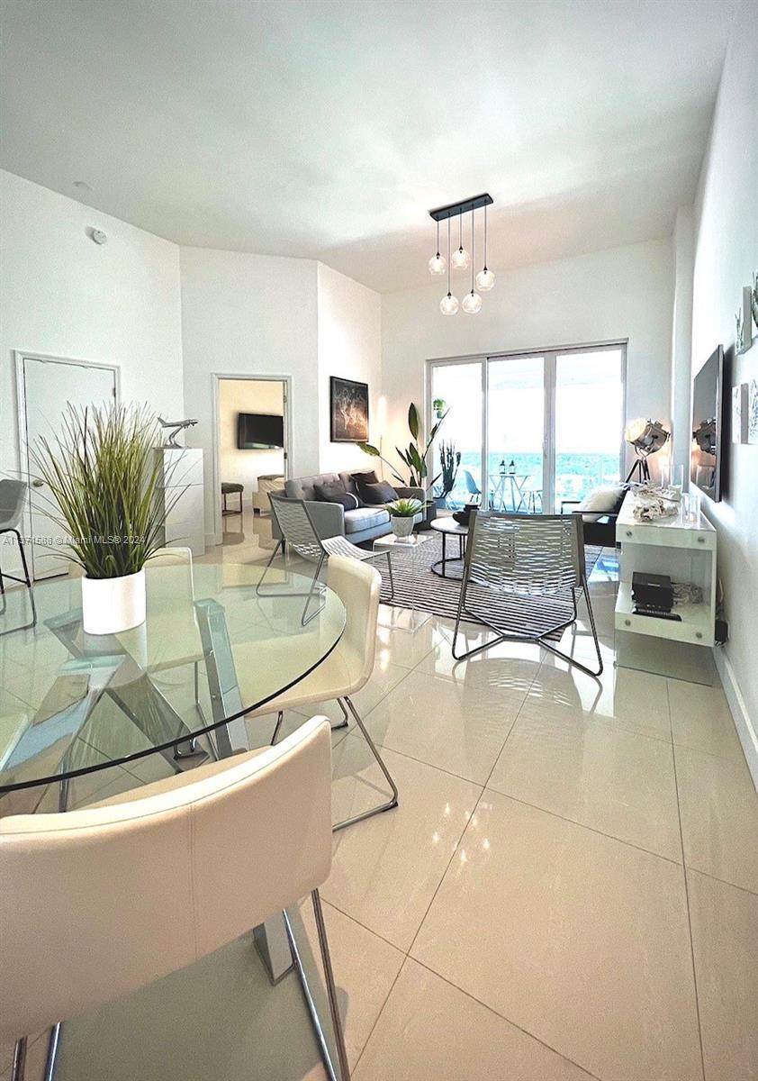 https://bt-photos.global.ssl.fastly.net/miami/orig_boomver_2_A11371588-2.jpg