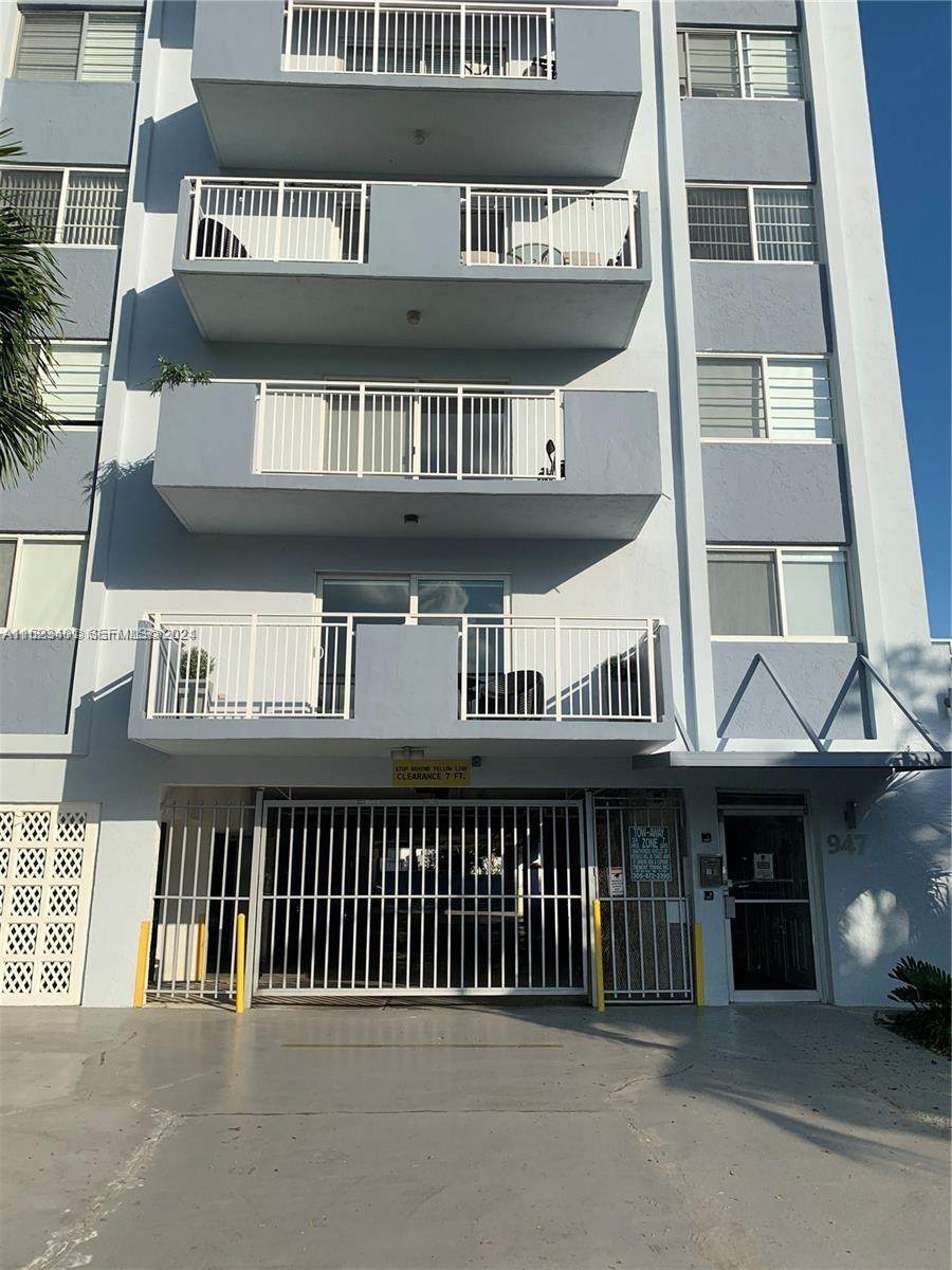 947 Lenox Ave - Photo 1