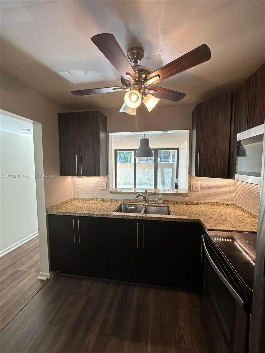 10825 112th Ave - Photo 1