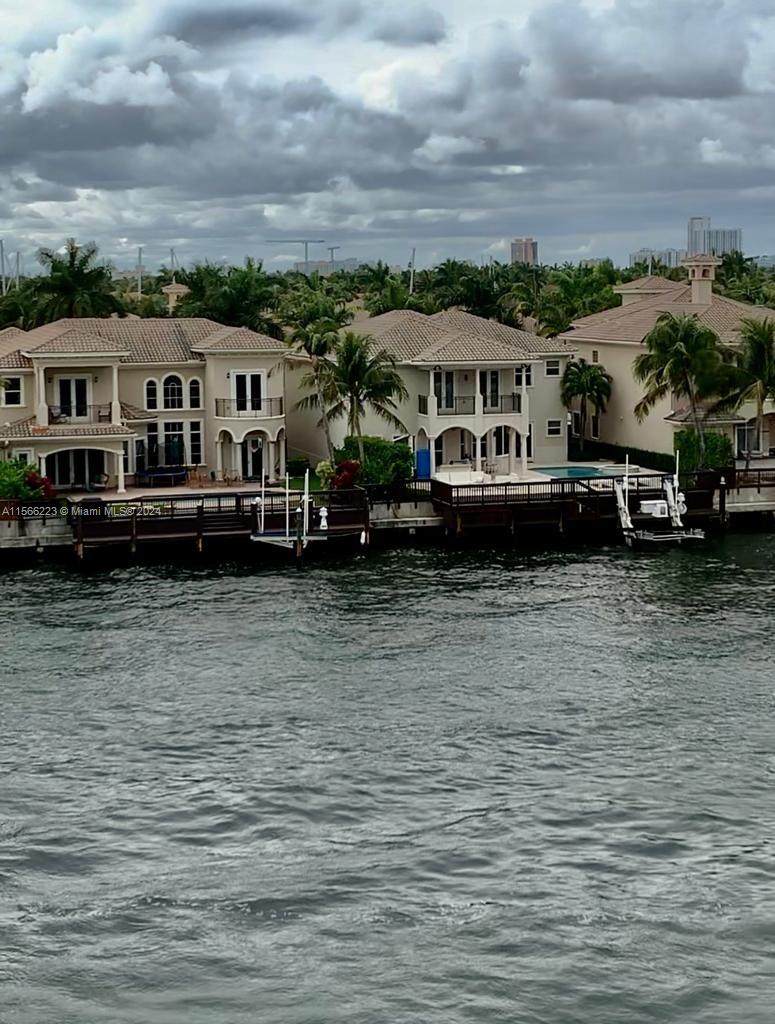 https://bt-photos.global.ssl.fastly.net/miami/1280_boomver_2_A11566223-2.jpg