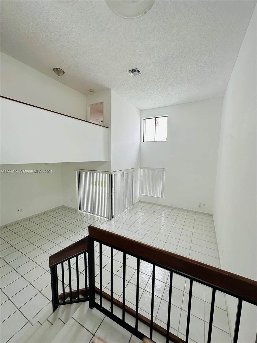 https://bt-photos.global.ssl.fastly.net/miami/orig_boomver_2_A11568154-2.jpg
