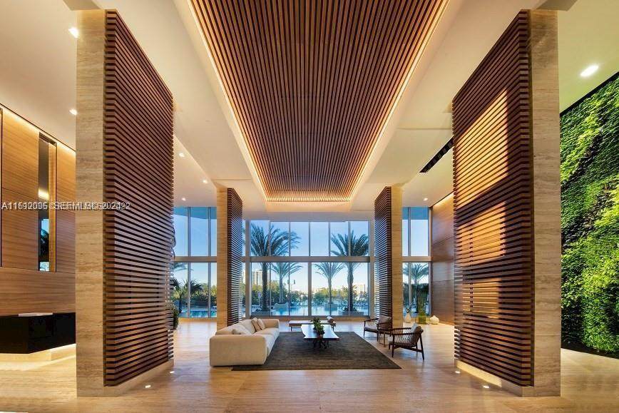 https://bt-photos.global.ssl.fastly.net/miami/1280_boomver_2_A11612006-2.jpg