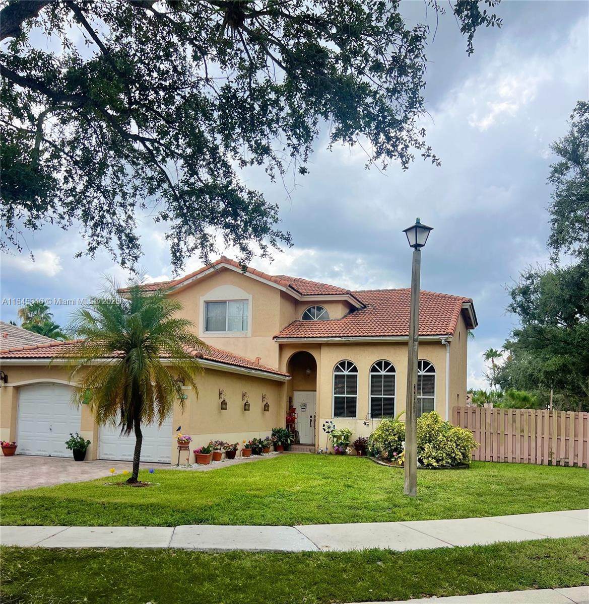 14422 Royal Cove Cir - Photo 1