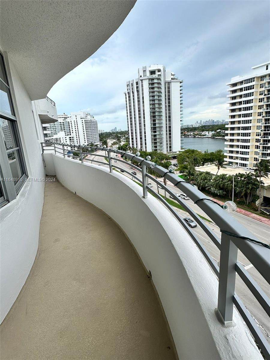https://bt-photos.global.ssl.fastly.net/miami/orig_boomver_2_A11648915-2.jpg