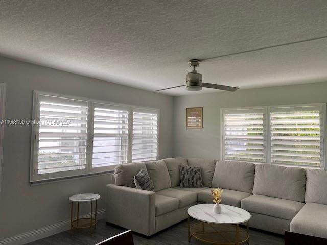 https://bt-photos.global.ssl.fastly.net/miami/orig_boomver_2_A11663150-2.jpg