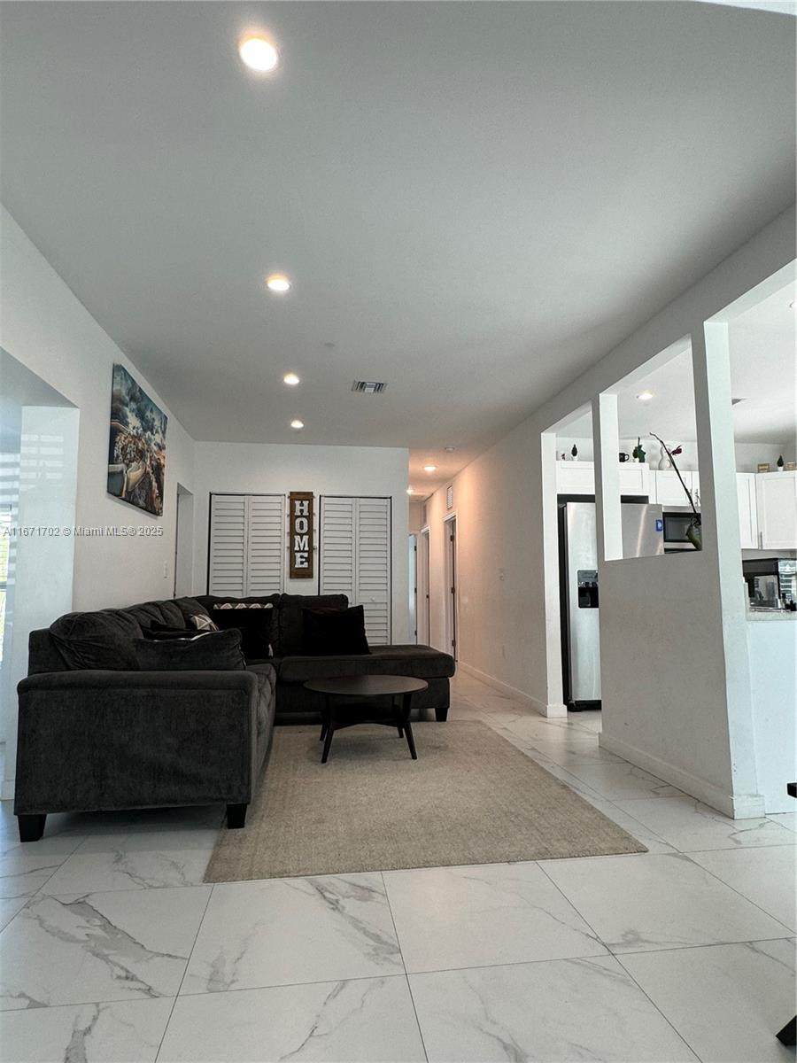 https://bt-photos.global.ssl.fastly.net/miami/orig_boomver_2_A11671702-2.jpg