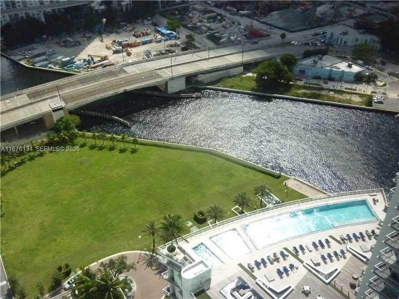 https://bt-photos.global.ssl.fastly.net/miami/1280_boomver_2_A11676134-2.jpg